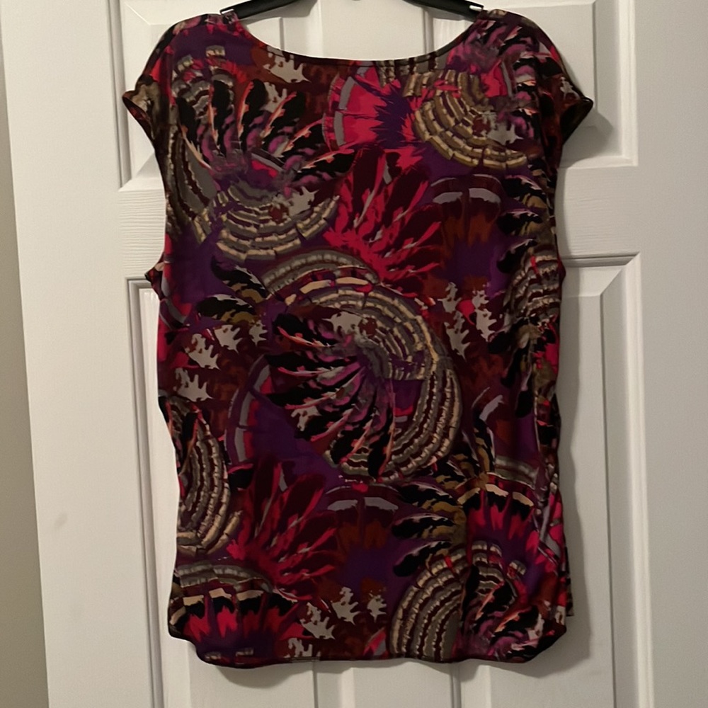 Gloria Vanderbilt Patterned Sleeveless Top - Picture 3 of 3